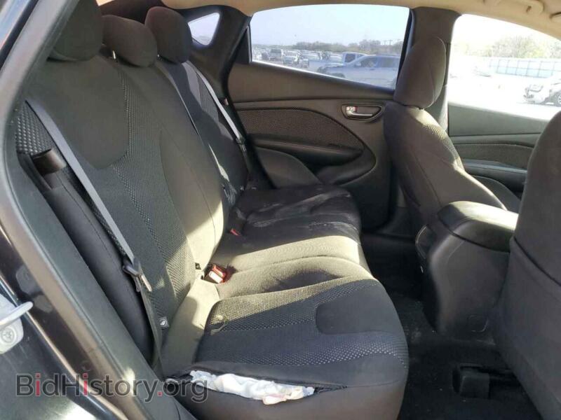 2014 Dodge DART (VIN 1C3CDFAA2ED718116) — photo 6 of 10