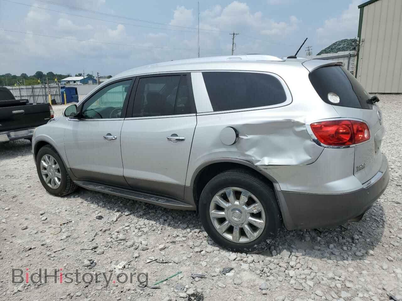2011 BUICK ENCLAVE - VIN: 5GAKRBED1BJ105702 - Фото 2