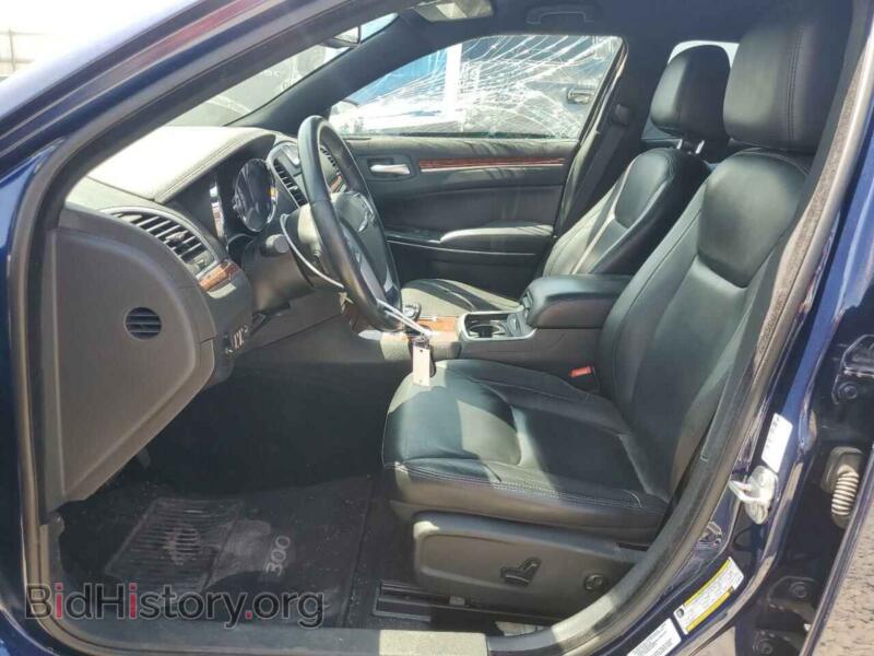 2014 Chrysler 300 (VIN 2C3CCAAG0EH169612) — photo 7 of 12