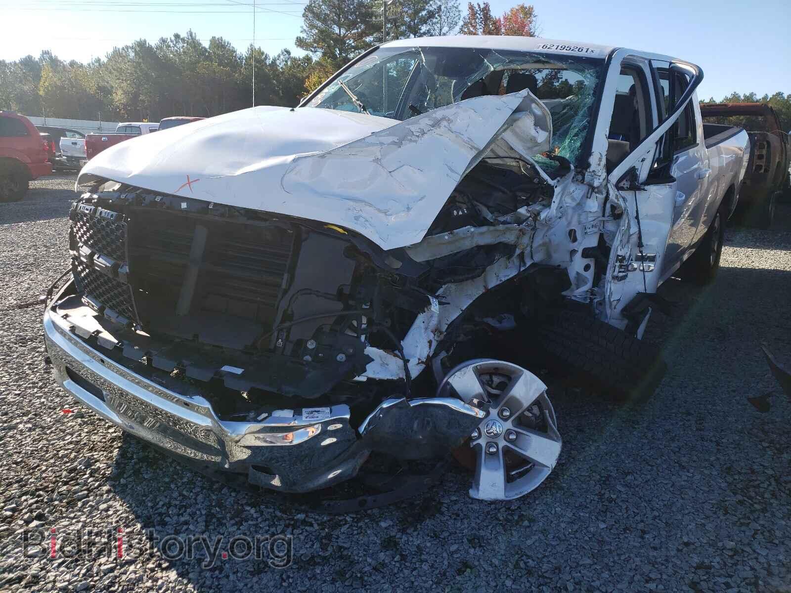2021 RAM 1500 - VIN: 1C6RR7TT1MS522018 - Photo 2