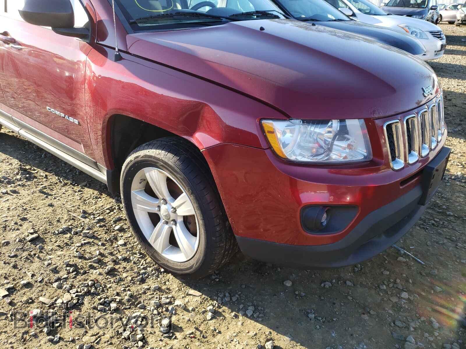 2012 JEEP COMPASS - VIN: 1C4NJDEB2CD563584 - Photo 9