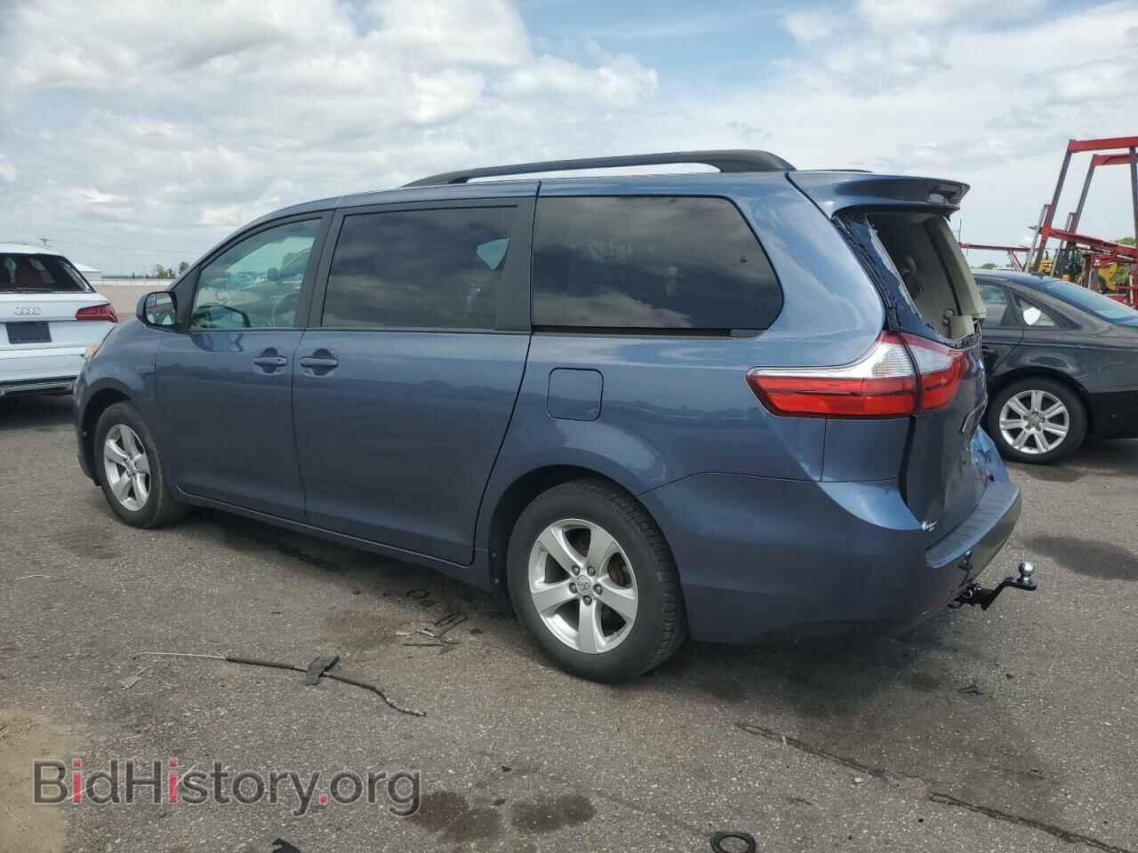 2017 TOYOTA All Models - VIN: 5TDKZ3DC5HS821852 - Фото 2