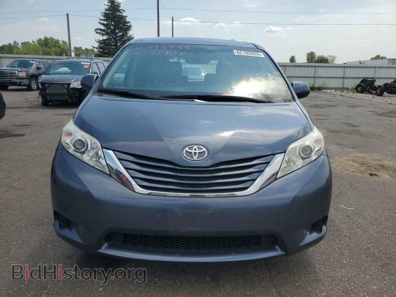 2017 TOYOTA All Models - VIN: 5TDKZ3DC5HS821852 - Фото 5