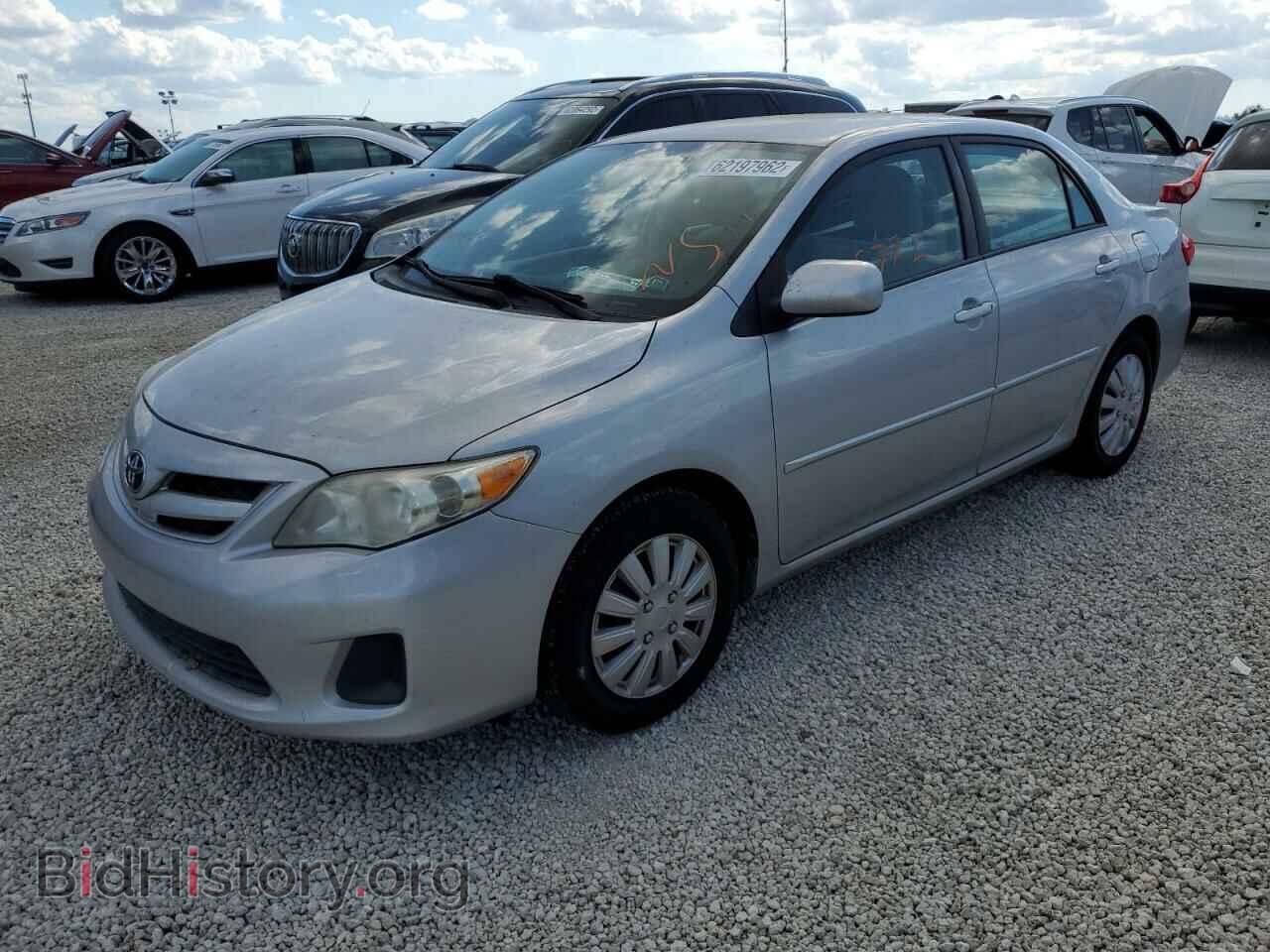 2011 TOYOTA COROLLA - VIN: 2T1BU4EE9BC676562 - Фото 2