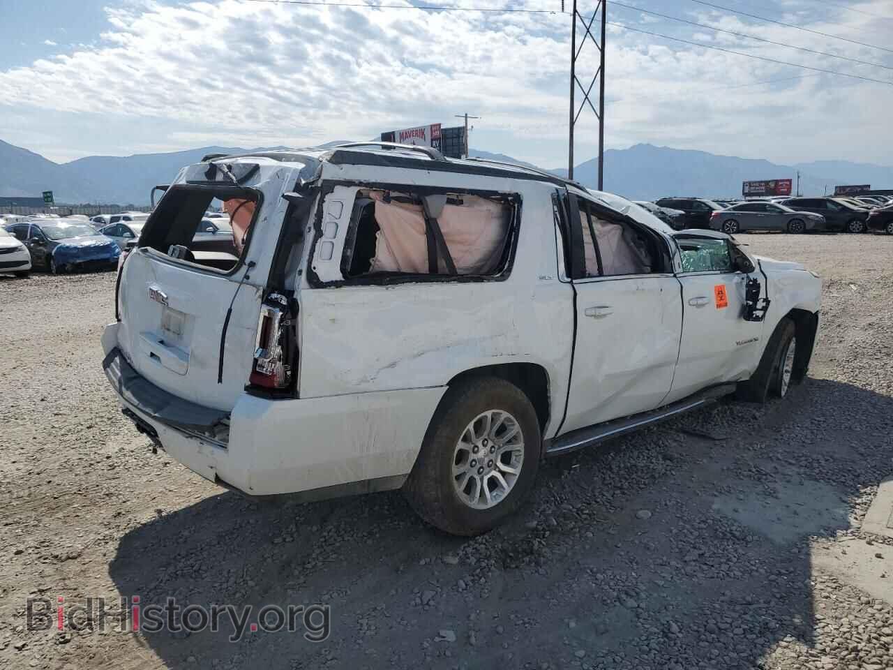 2017 GMC YUKON - VIN: 1GKS2GKC8HR190743 - Фото 3