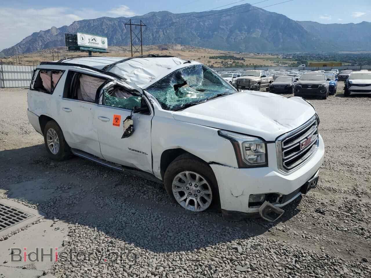 2017 GMC YUKON - VIN: 1GKS2GKC8HR190743 - Фото 4