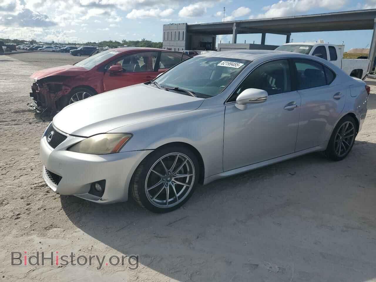 Photo JTHBF5C26B5149065 - LEXUS IS 2011