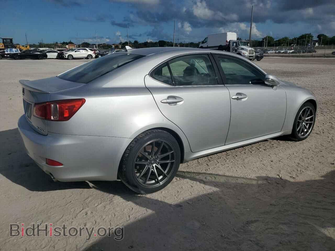 2011 LEXUS IS - VIN: JTHBF5C26B5149065 - Фото 3