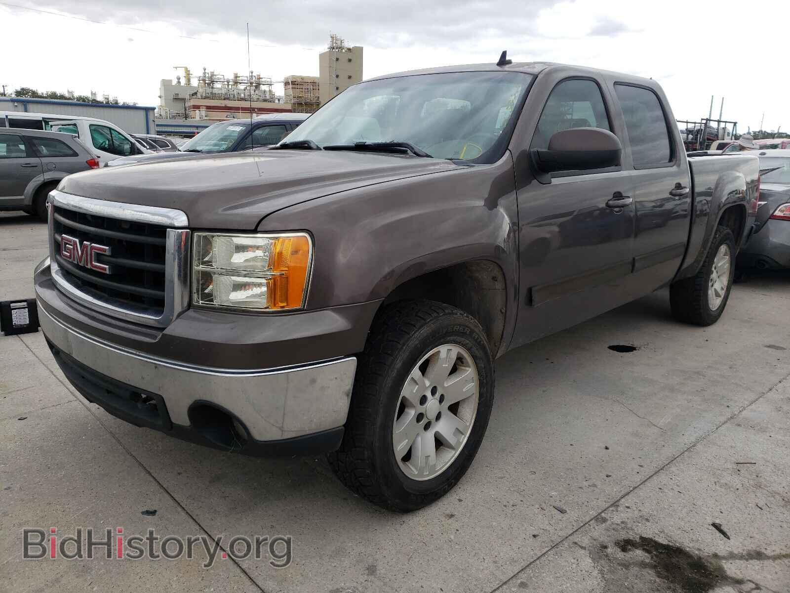 2007 GMC SIERRA - VIN: 2GTEK13Y071564124 - Photo 2