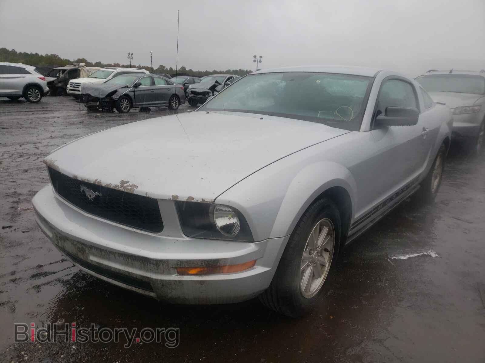 2007 FORD MUSTANG - VIN: 1ZVFT80N775297323 - Фото 2