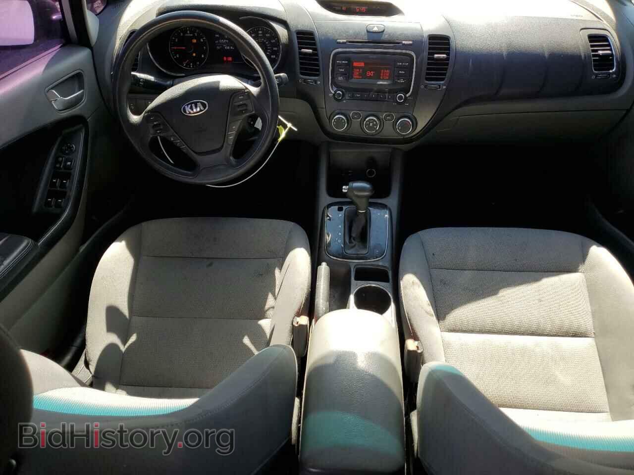 2017 KIA FORTE - VIN: 3KPFK4A71HE043045 - Фото 8