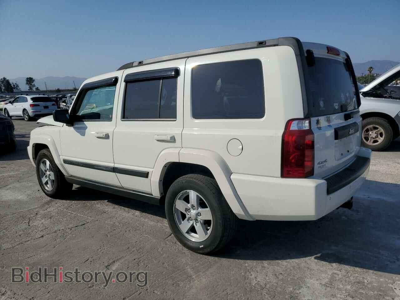 2008 JEEP COMMANDER - VIN: 1J8HG48K08C140922 - Фото 2