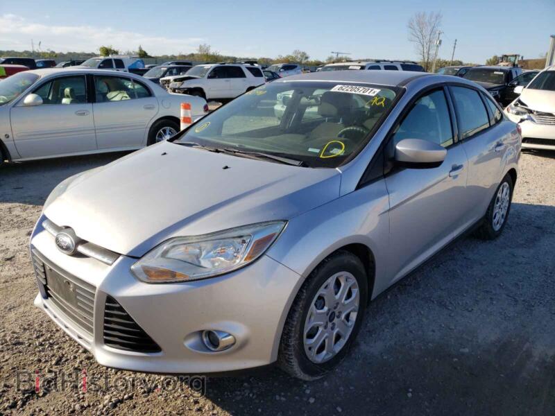 2012 Ford FOCUS (VIN 1FAHP3F2XCL450448) — фото 2 из 10