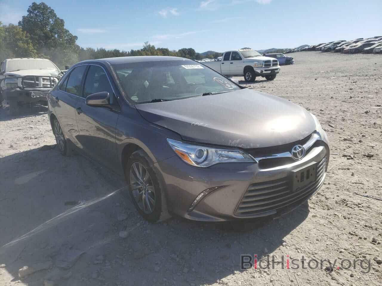 Photo 4T4BF1FK4FR499748 - TOYOTA CAMRY 2015