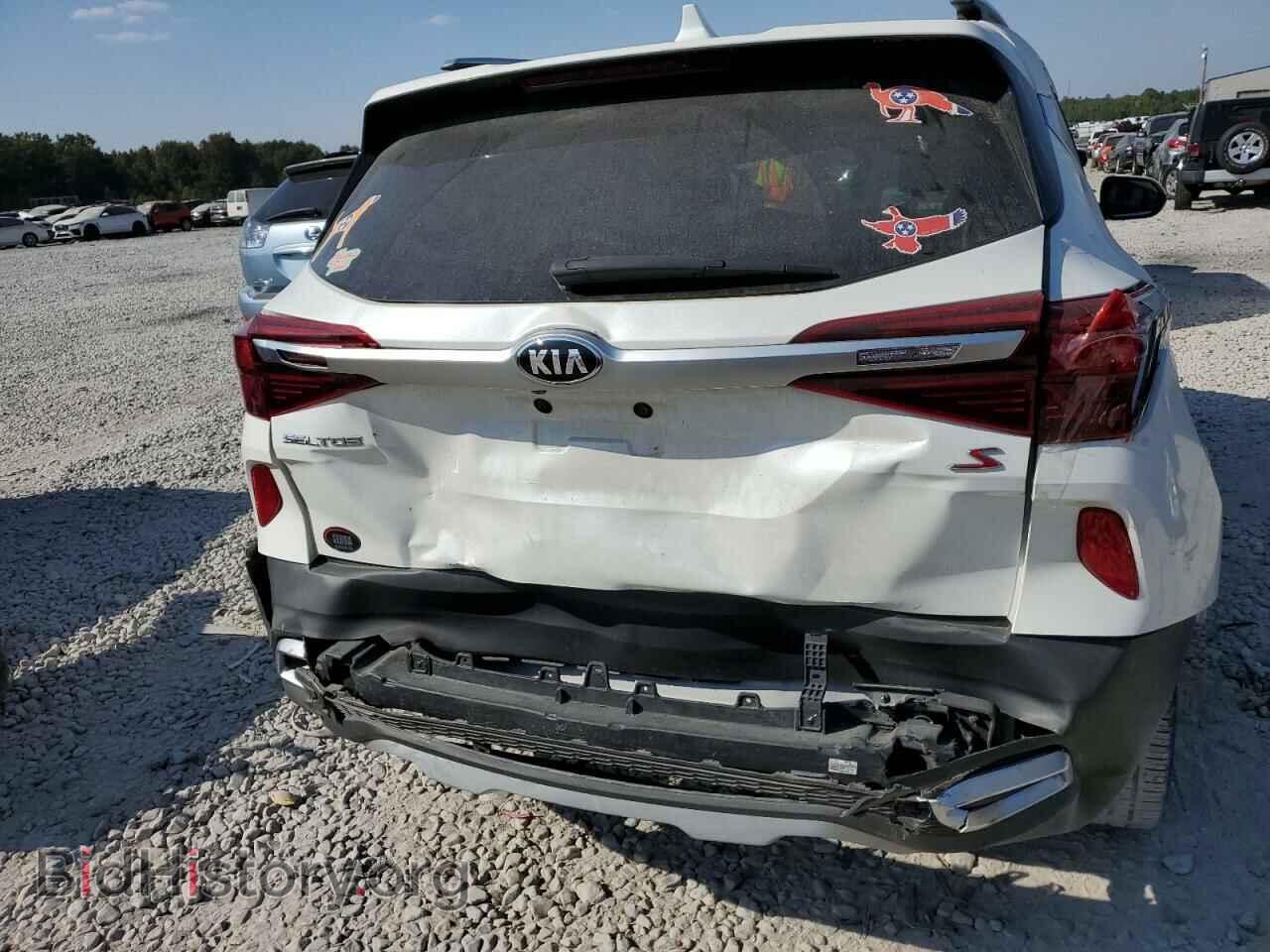 2021 KIA SELTOS - VIN: KNDEU2AA2M7173917 - Фото 9