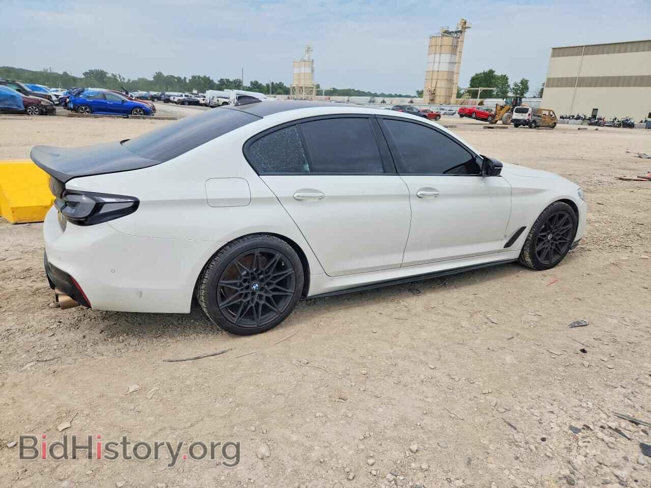 2017 BMW 5 SERIES - VIN: WBAJE7C37HG887813 - Фото 3