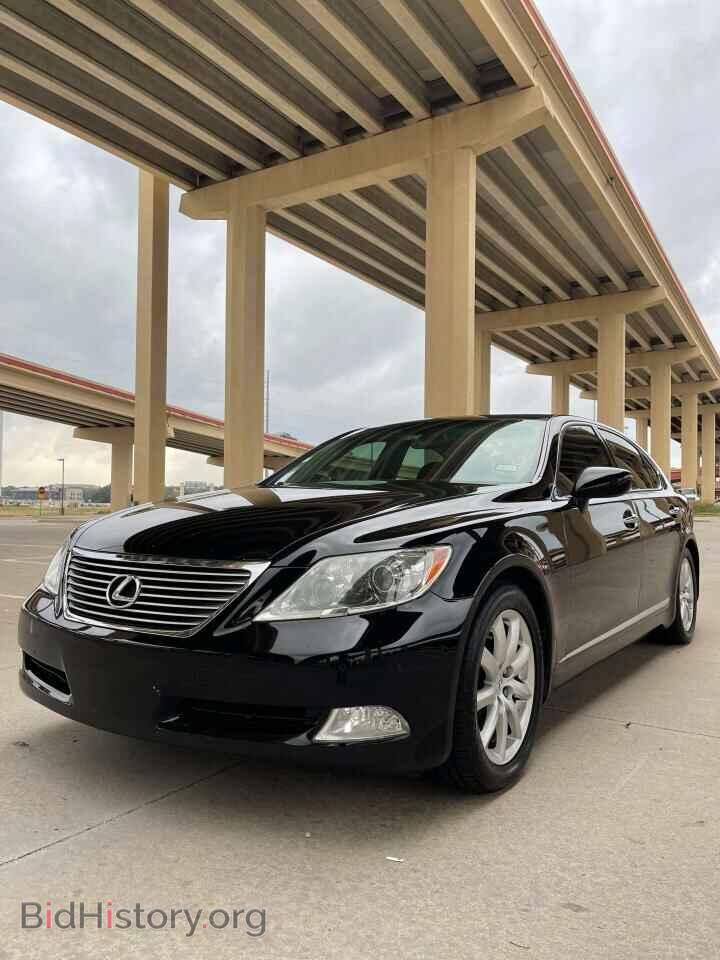 2007 LEXUS LS460 - VIN: JTHGL46F775000517 - Фото 2
