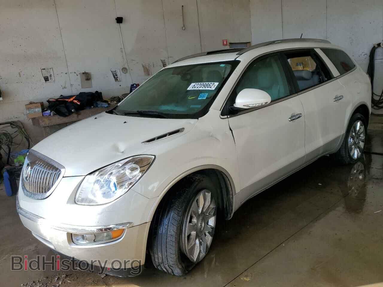 2012 BUICK ENCLAVE - VIN: 5GAKVDED0CJ209588 - Фото 2