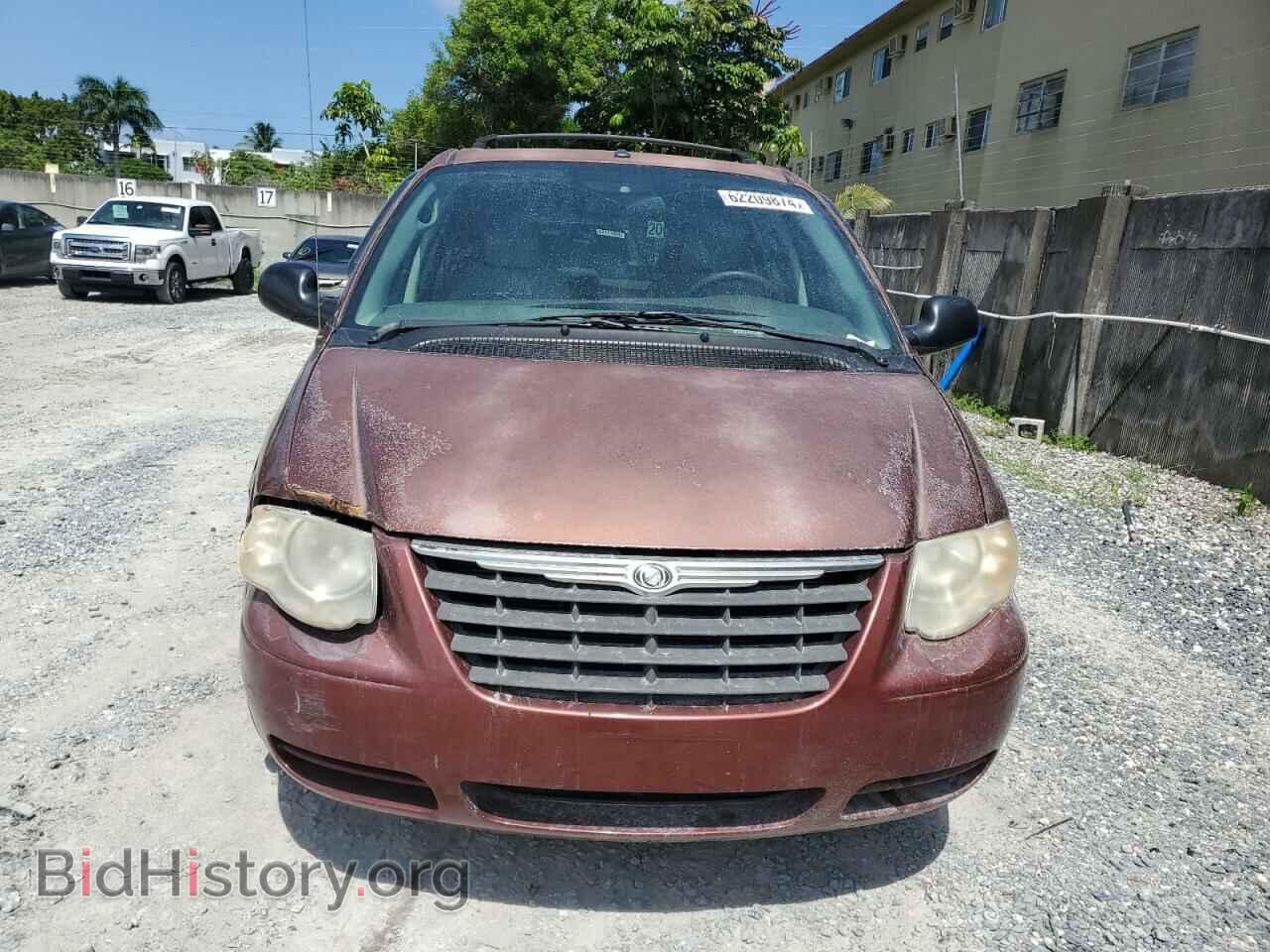 2006 CHRYSLER MINIVAN - VIN: 2A4GP54L06R893355 - Фото 5