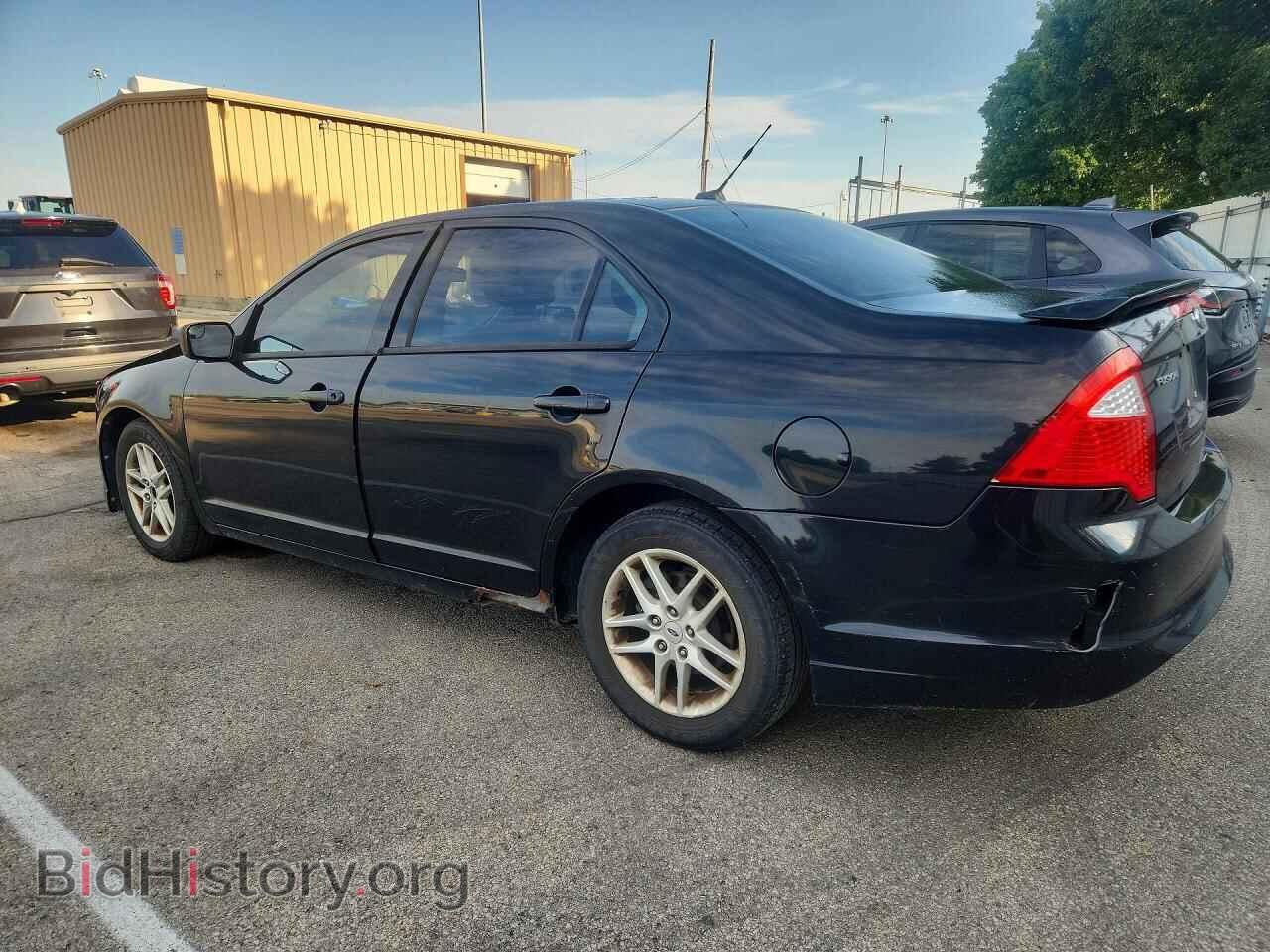 2011 FORD FUSION - VIN: 3FAHP0GA3BR177499 - Photo 2