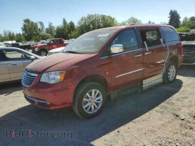 2015 Chrysler MINIVAN Town & COU, maroon — VIN 2C4RC1GG4FR708564, Copart