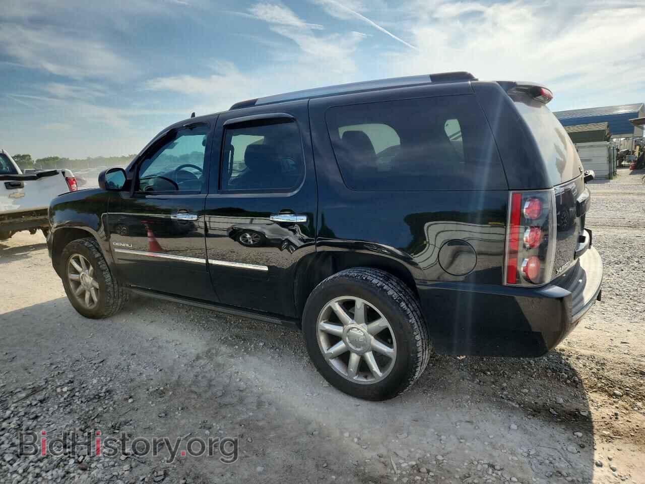 2013 GMC YUKON - VIN: 1GKS2EEF5DR338772 - Фото 2