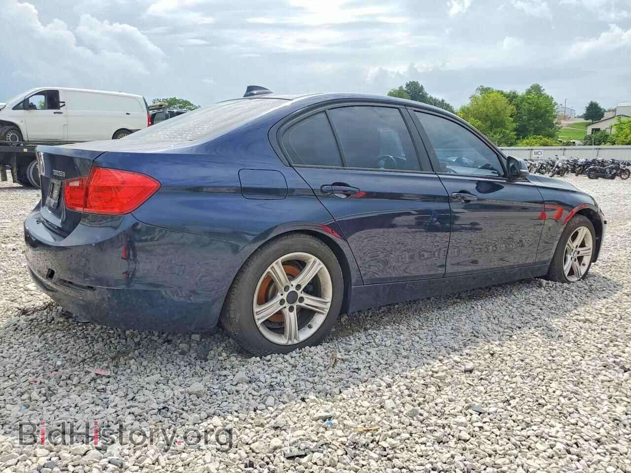 2013 BMW 3 SERIES - VIN: WBA3B5C51DF598465 - Фото 3