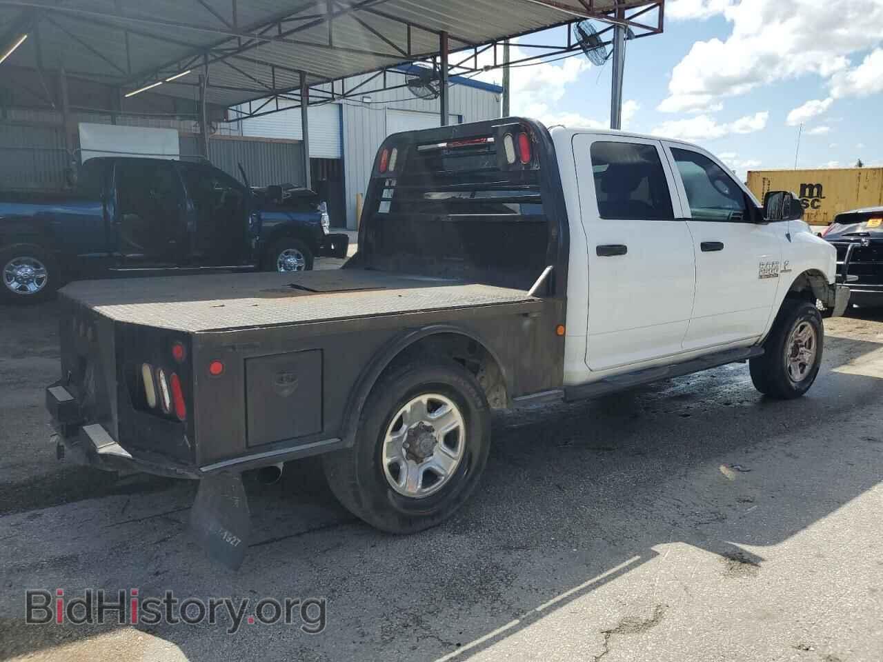 2014 RAM All Models - VIN: 3C6UR5CL7EG121614 - Photo 3