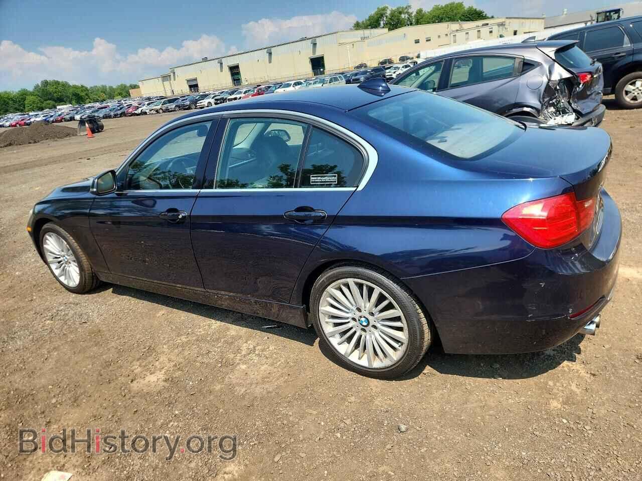 2013 BMW 3 SERIES - VIN: WBA3B5C59DF596754 - Photo 2