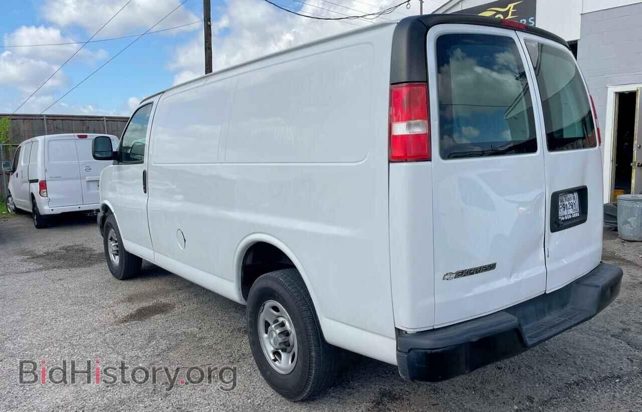 2019 CHEVROLET EXPRESS - VIN: 1GCWGAFP8K1370612 - Фото 3