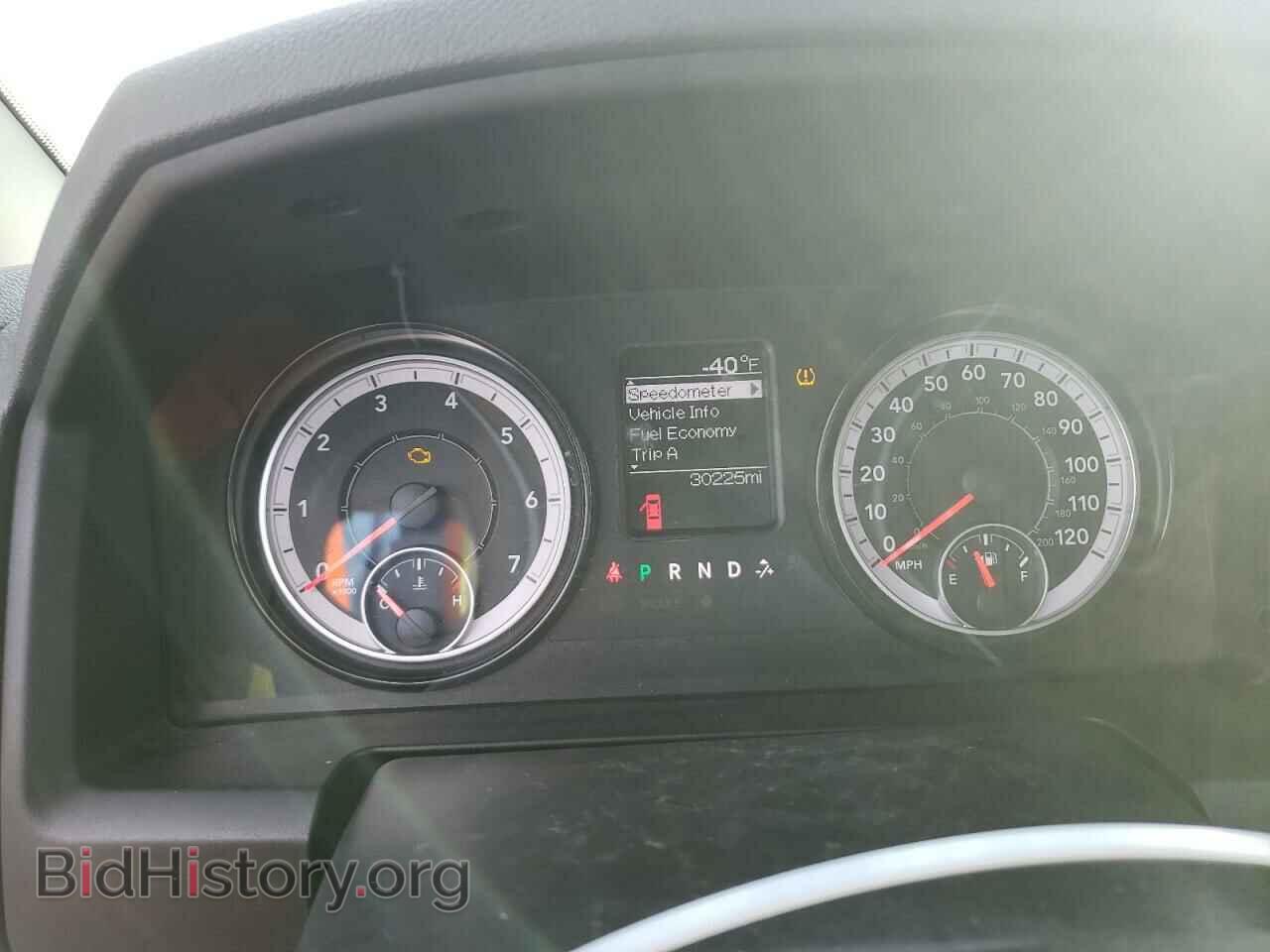 2019 RAM 1500 - VIN: 1C6RR6FGXKS699771 - Фото 9