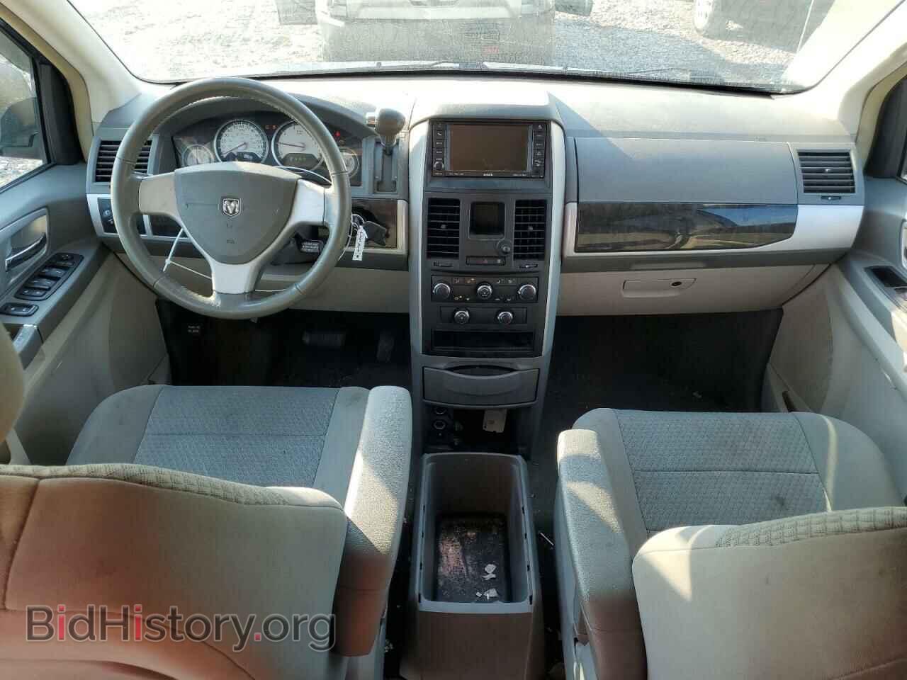 2010 DODGE CARAVAN - VIN: 2D4RN6DX1AR343025 - Фото 8