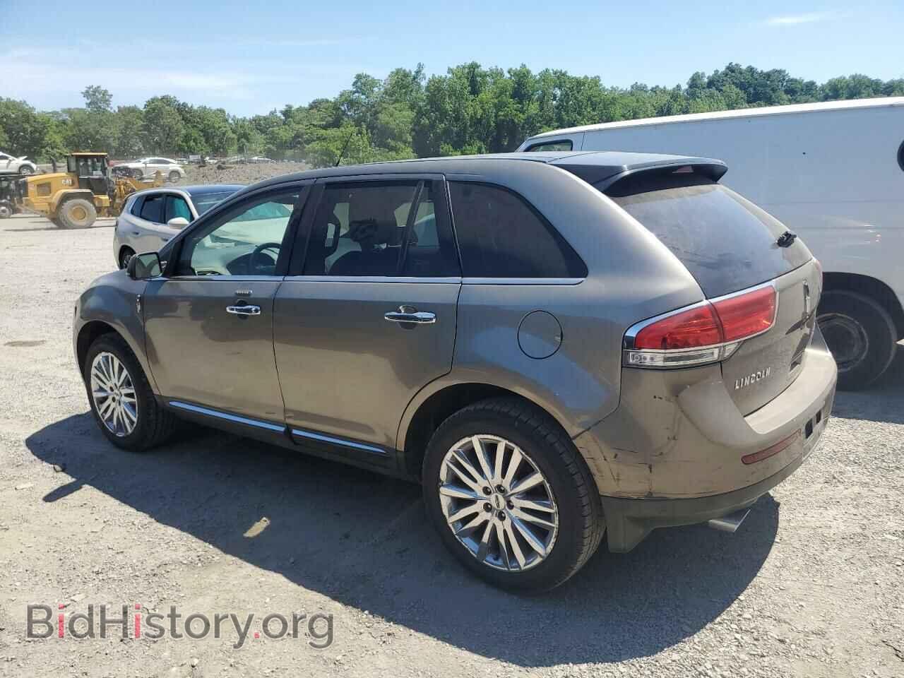 2012 LINCOLN MKX - VIN: 2LMDJ8JK7CBL05947 - Photo 2