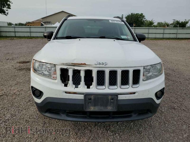 2011 Jeep COMPASS (VIN 1J4NF1FB5BD197398) — фото 5 из 13
