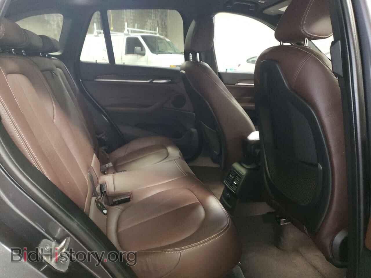 2017 BMW X1 - VIN: WBXHT3Z3XH4A54926 - Фото 10