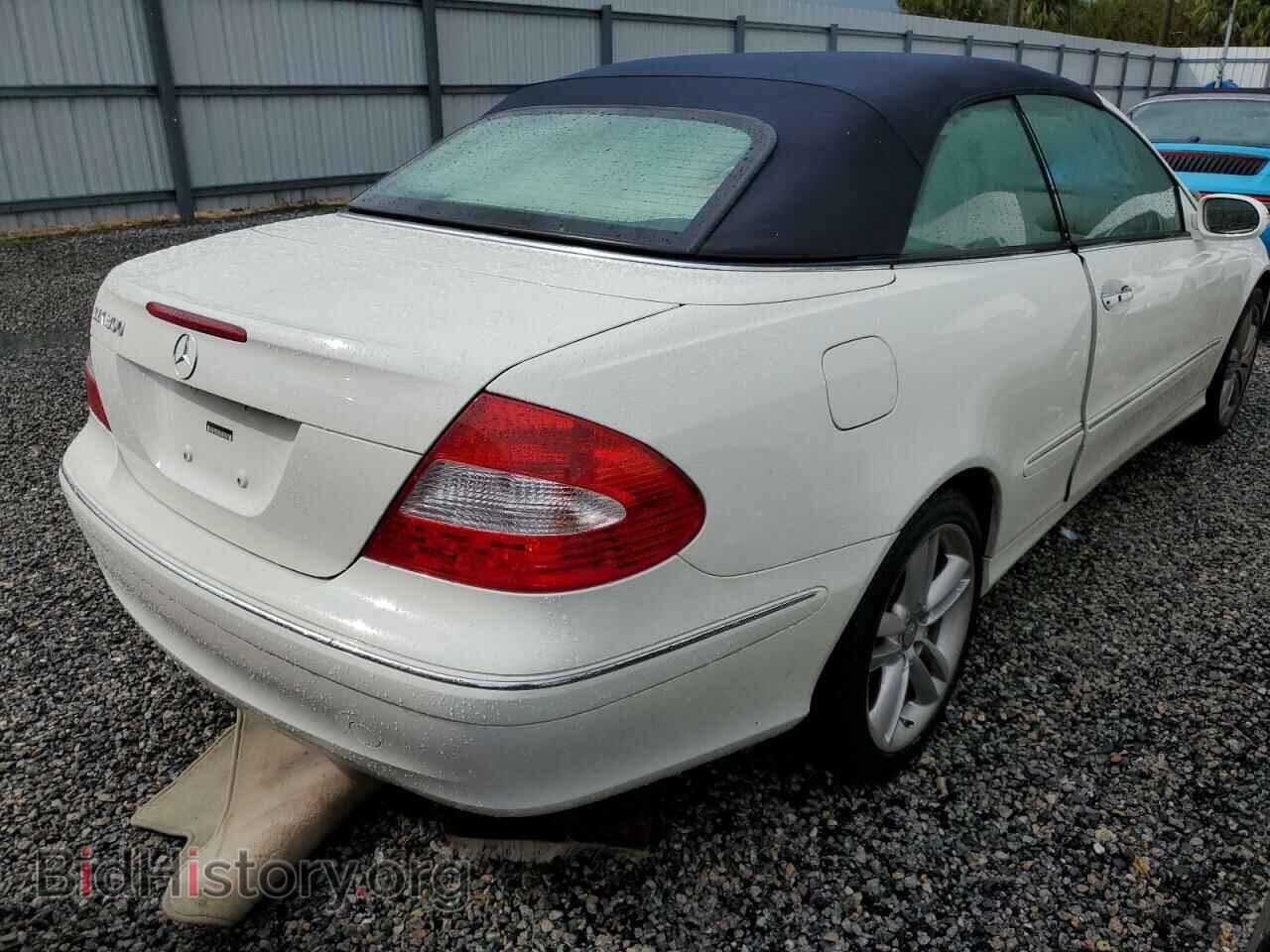 2009 MERCEDES-BENZ CLK-CLASS - VIN: WDBTK56F09T101078 - Фото 4