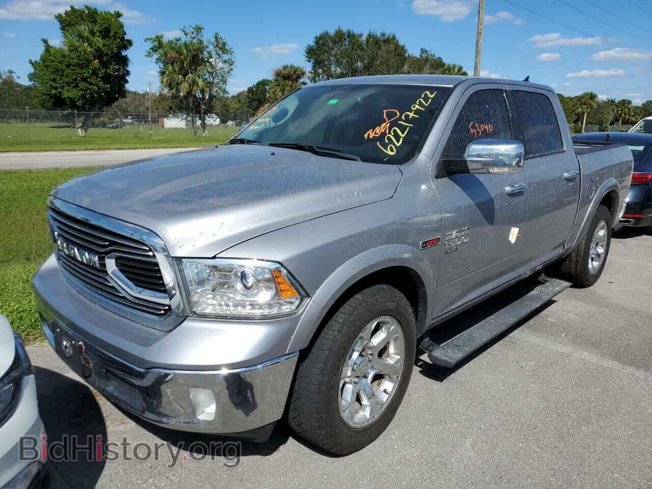 2019 RAM 1500 - VIN: 1C6RR6NM7KS709566 - Фото 2