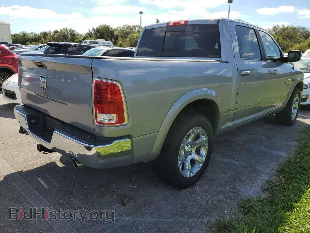 2019 RAM 1500 - VIN: 1C6RR6NM7KS709566 - Фото 4