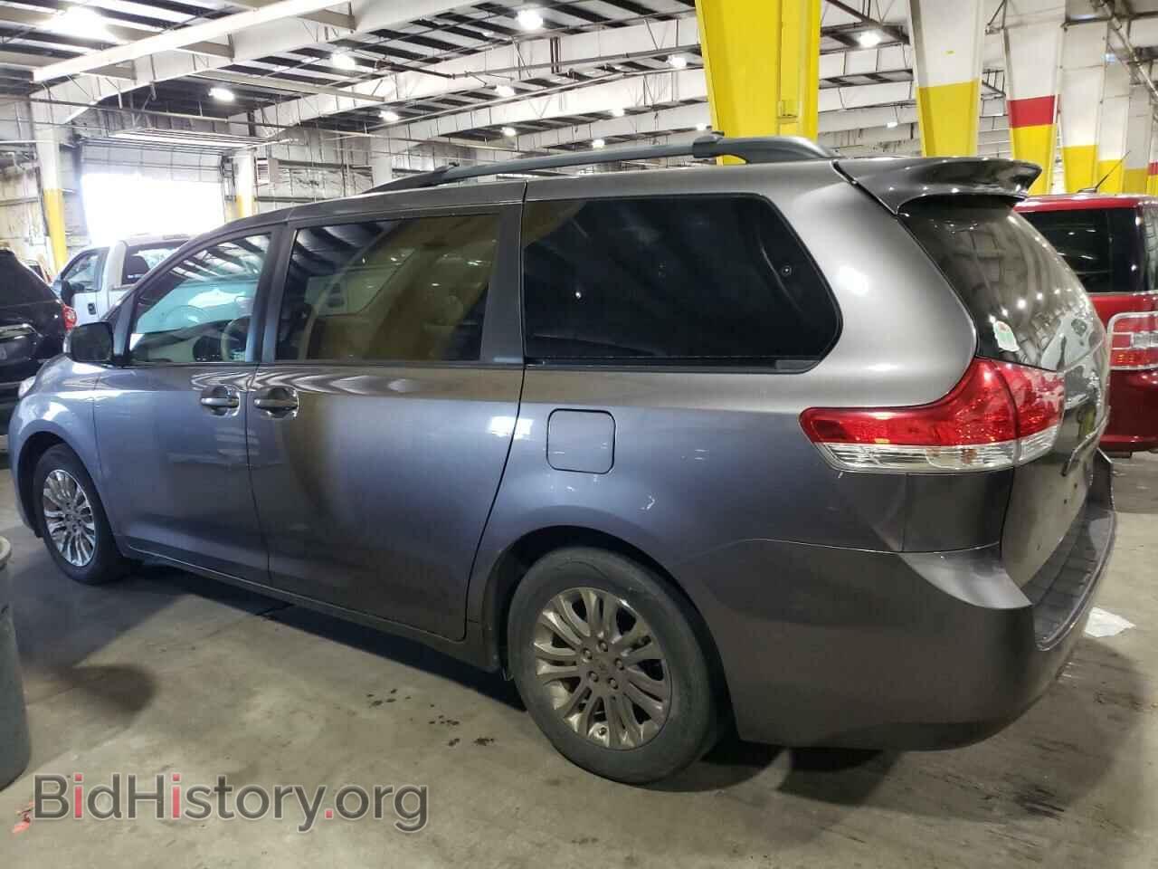 2011 TOYOTA All Models - VIN: 5TDYK3DC8BS039311 - Фото 2