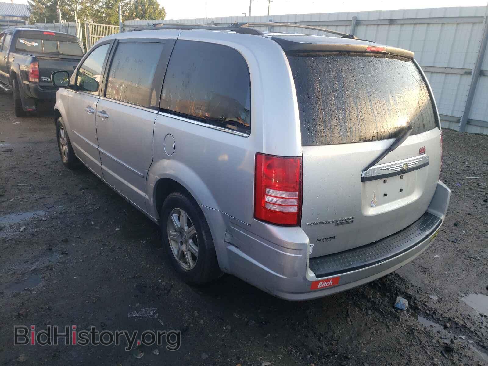 2008 CHRYSLER MINIVAN - VIN: 2A8HR54P28R637205 - Фото 3