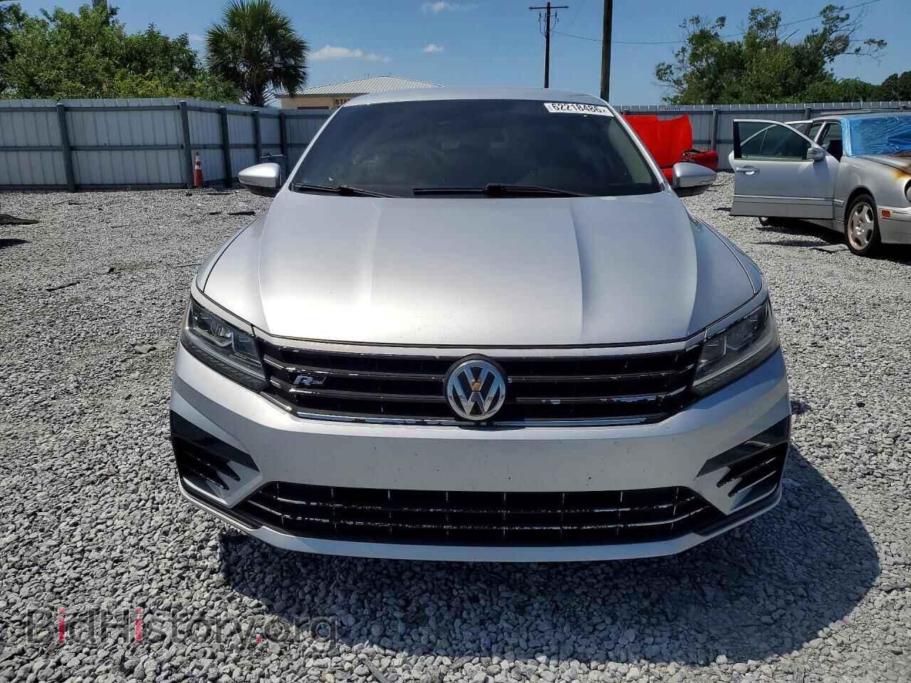 2018 VOLKSWAGEN PASSAT - VIN: 1VWAA7A30JC014366 - Photo 5