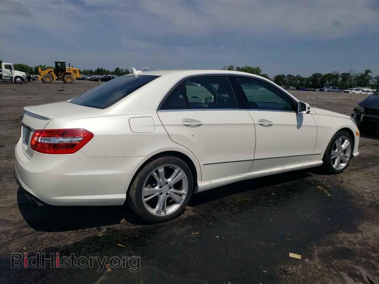 2013 MERCEDES-BENZ E-CLASS - VIN: WDDHF5KB1DA706459 - Фото 3