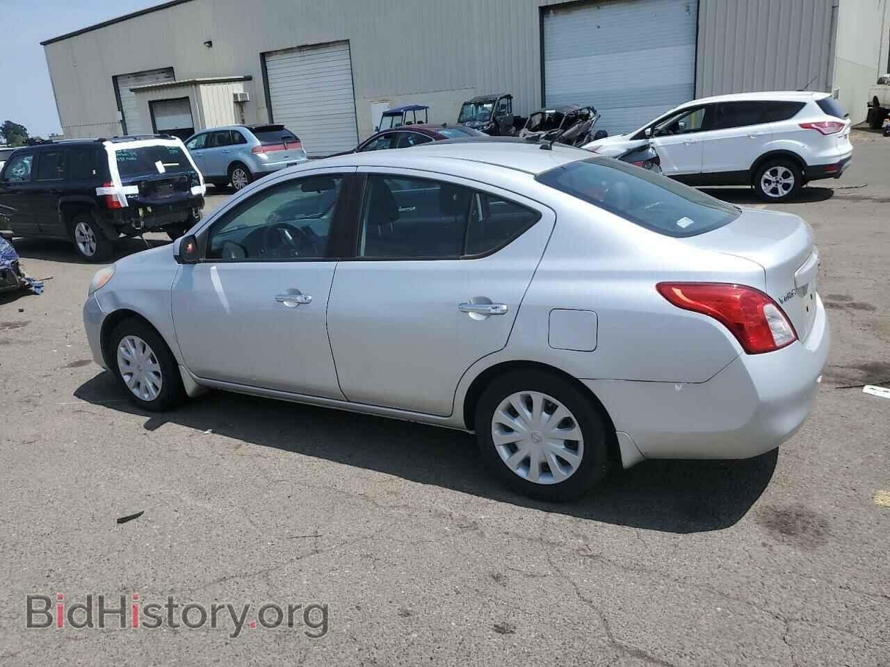 2012 NISSAN VERSA - VIN: 3N1CN7AP1CL911838 - Фото 2