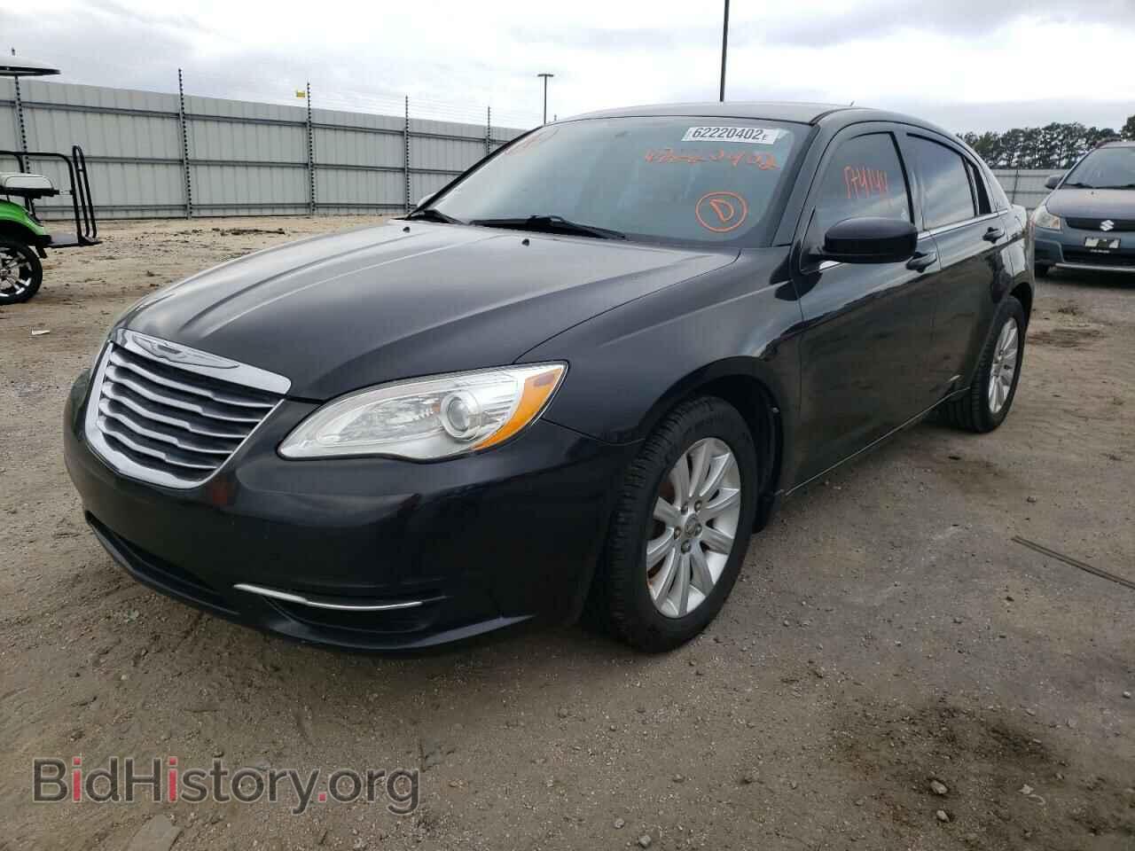 2013 CHRYSLER 200 - VIN: 1C3CCBBB1DN656879 - Фото 2