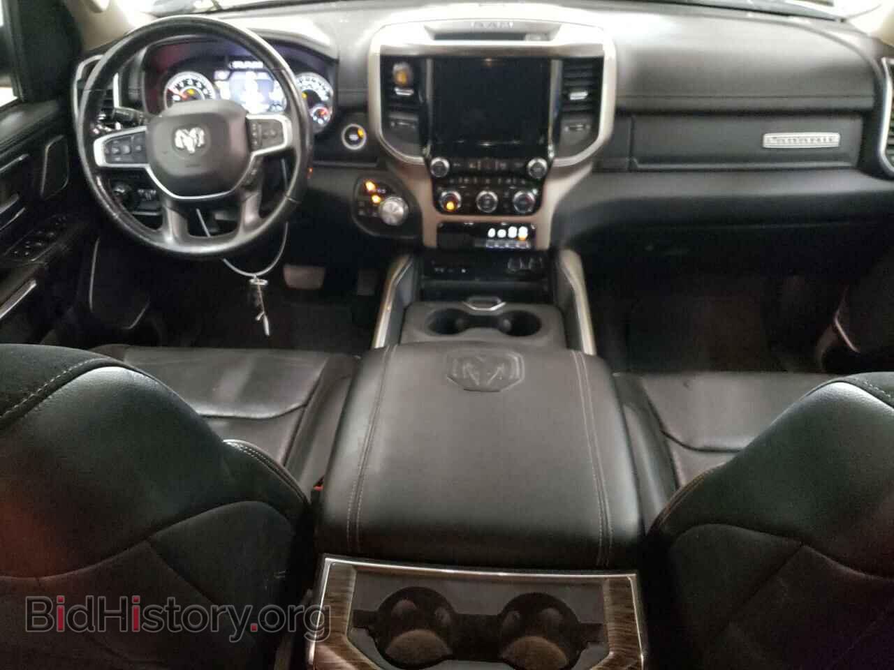 2019 RAM 1500 - VIN: 1C6SRFJT0KN740106 - Фото 8
