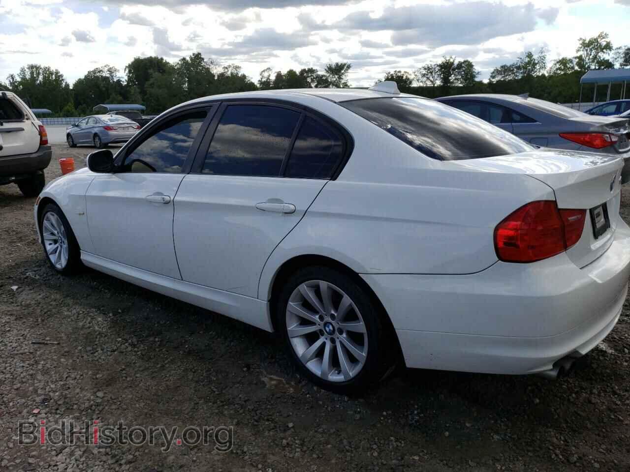 2009 BMW 3 SERIES - VIN: WBAPH77559NM31576 - Фото 2