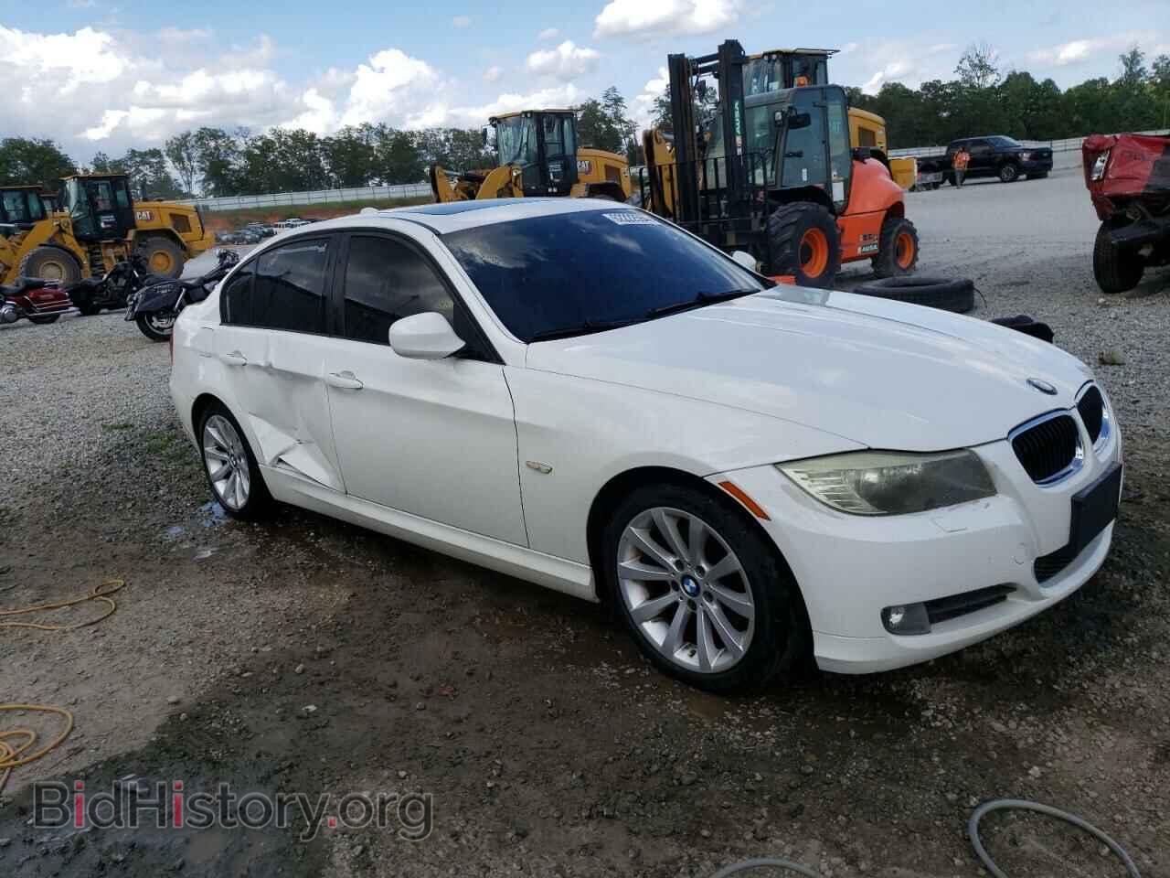 2009 BMW 3 SERIES - VIN: WBAPH77559NM31576 - Фото 4