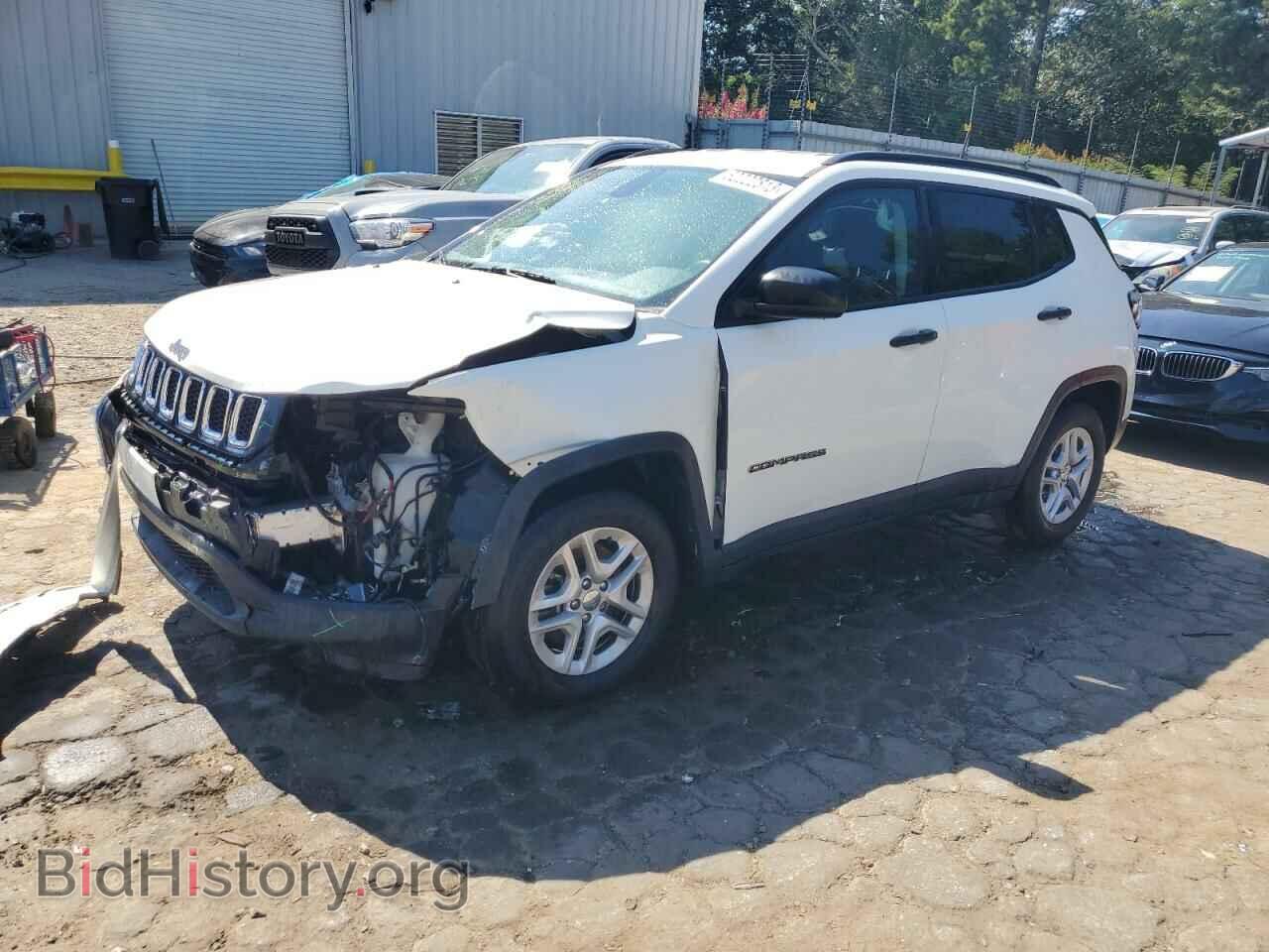 Фотография 3C4NJCAB7JT123402 - JEEP COMPASS 2018