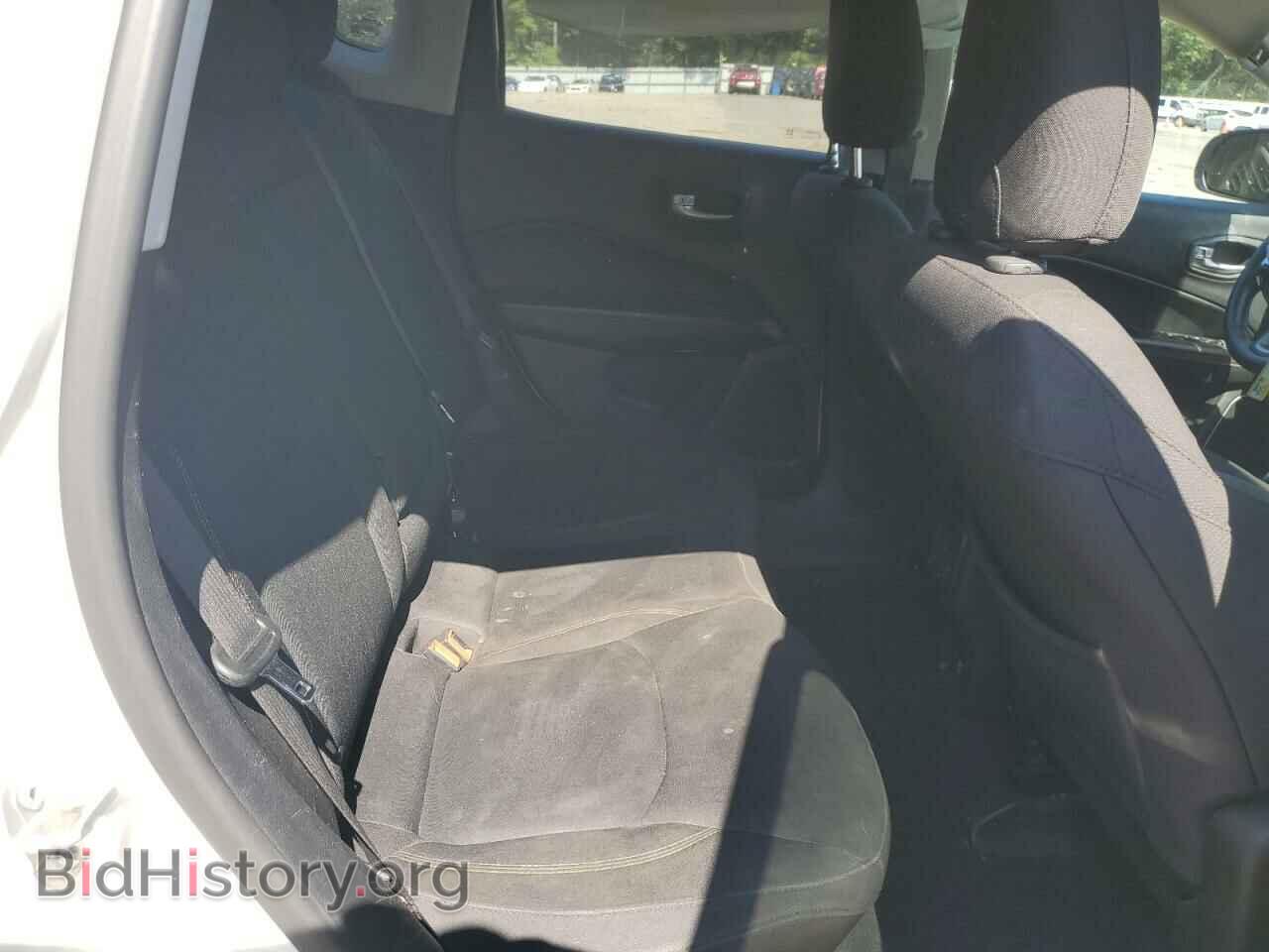 2018 JEEP COMPASS - VIN: 3C4NJCAB7JT123402 - Фото 10