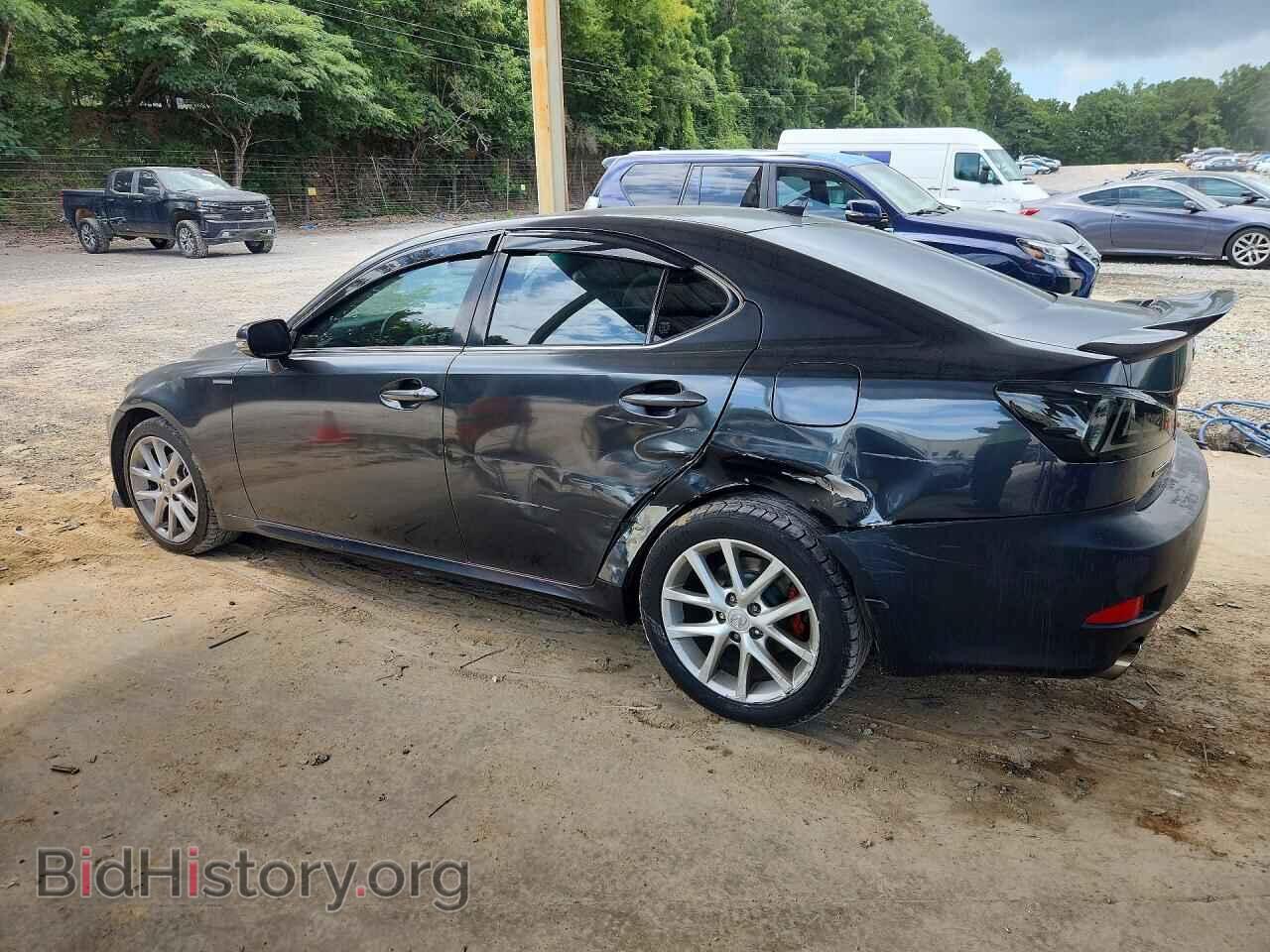 2011 LEXUS IS - VIN: JTHBF5C28B5152498 - Photo 2